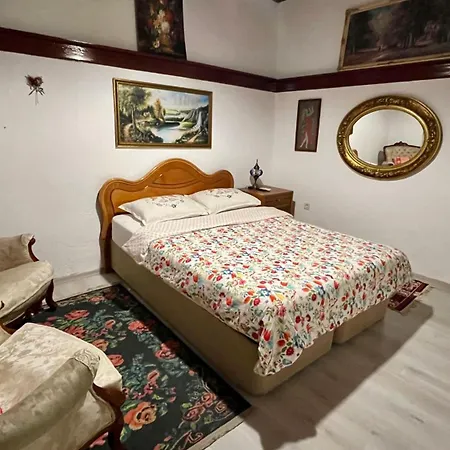 Mystic בית אירוח *